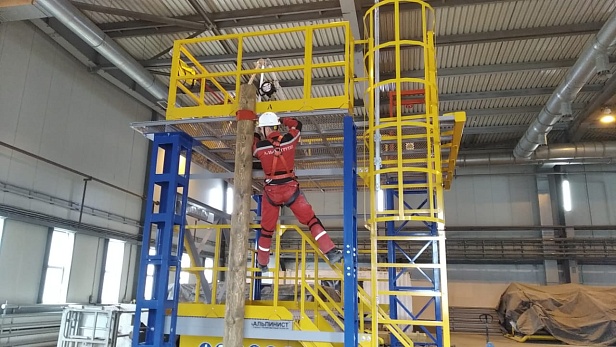 г. Чита. Учебный полигон "АЛЬПИНИСТ" 03-02 установлен  в "Норильский никель" г. Чита. Учебный полигон "АЛЬПИНИСТ" 03-02 установлен  в "Норильский никель"